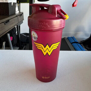 BlenderBottle Wonder Woman Shaker - BPA-Free, Maroon with Iconic Logo